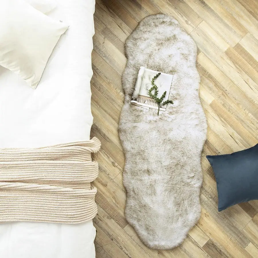 Premium Ultra Soft Faux Fox Fur Rug For Living Room