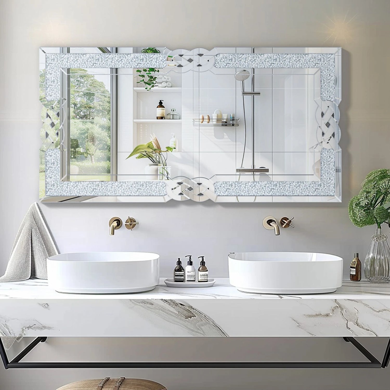 Wisfor Crushed Diamond Rectangular Wall Mirror With Crystal Frame