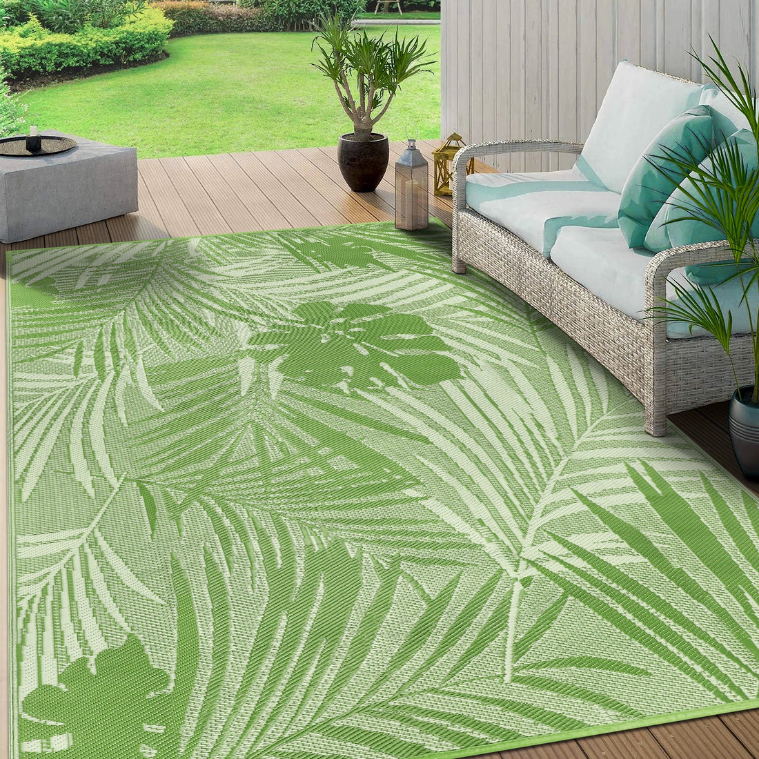 Outdoor Rug Waterproof Recycled Plastic Straw Patio Carpet