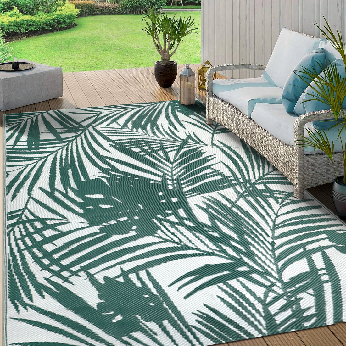 Outdoor Rug Waterproof Recycled Plastic Straw Patio Carpet