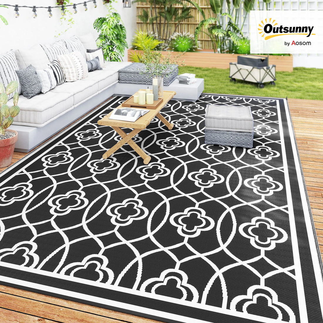 Modern Geometric Black And White Lantern Outdoor Polypropylene Floor Rug